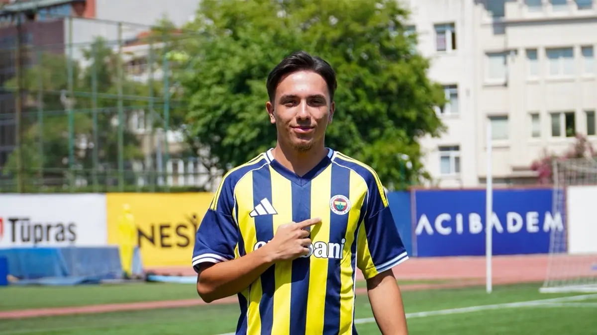 Galatasaray'dan ayrıldı, Fenerbahçe'ye imza attı! İşte o isim...