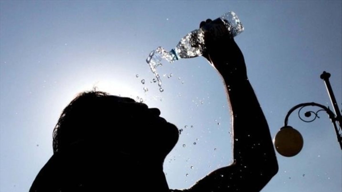 Termometreler çıldırdı, içiniz mi yanıyor? Kavurucu sıcaklara ilaç gibi gelecek 10 besin