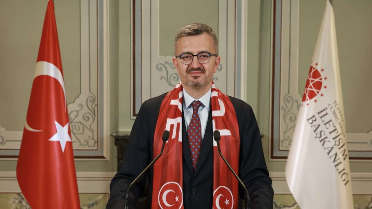 Cumhurbaşkanlığı İletişim Başkanı Duran'dan A Milli Futbol Takımı'na video mesaj
