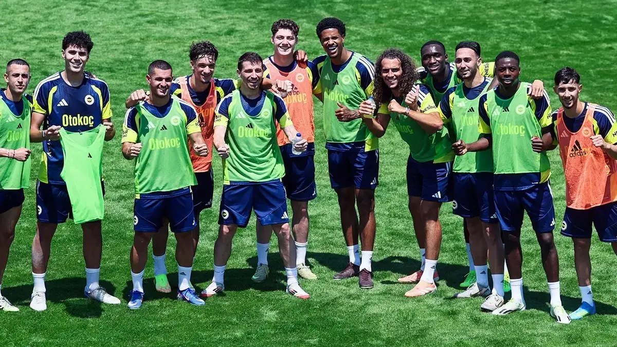 Fenerbahçe, hazırlıklarına devam ediyor