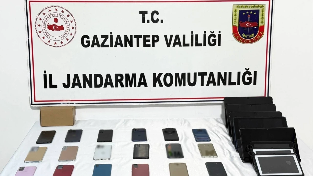 Gaziantep'te milyonluk kaçak ürün ele geçirildi