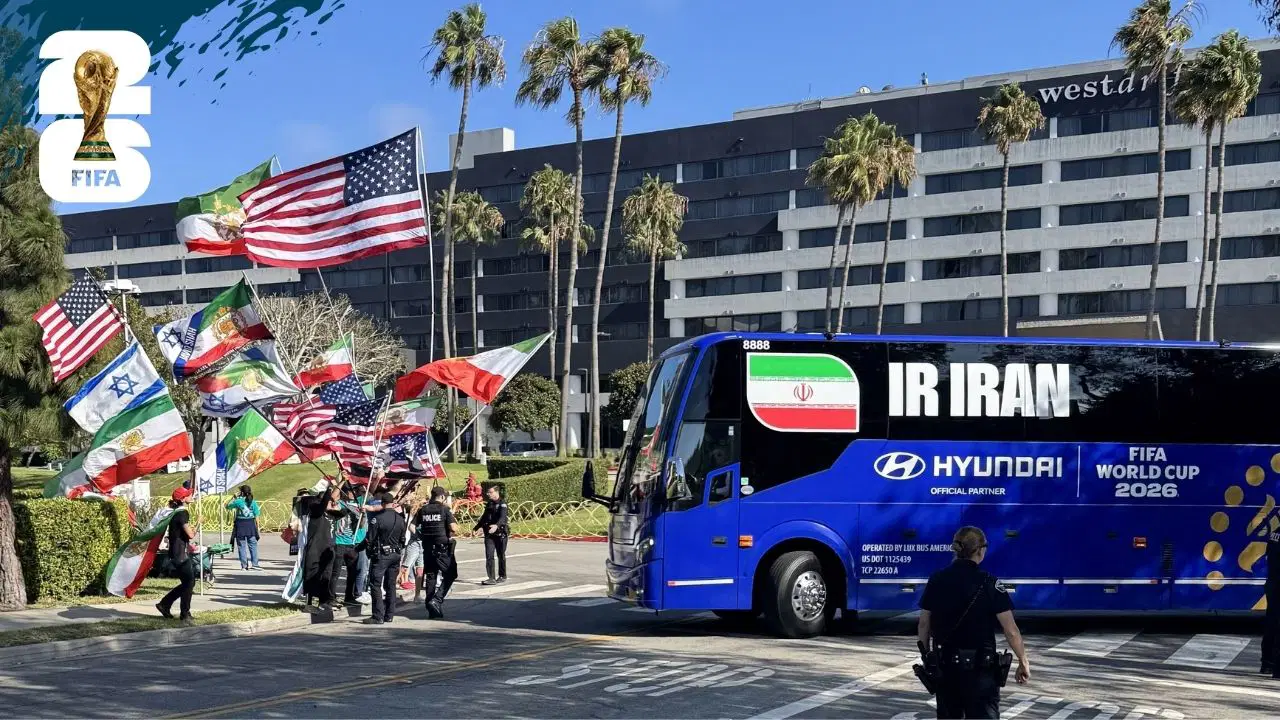 İran Milli Takımı'na Los Angeles'ta protesto