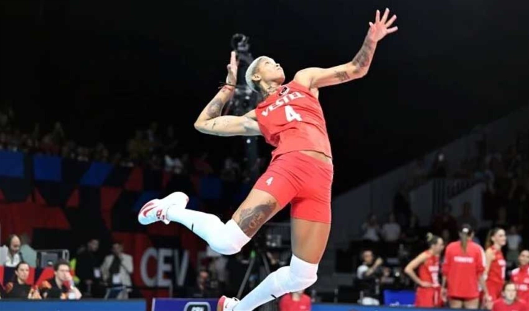 Melissa Vargas finalde 33 sayıyla parladı, Voleybol Milletler Ligi'nin MVP'si seçildi