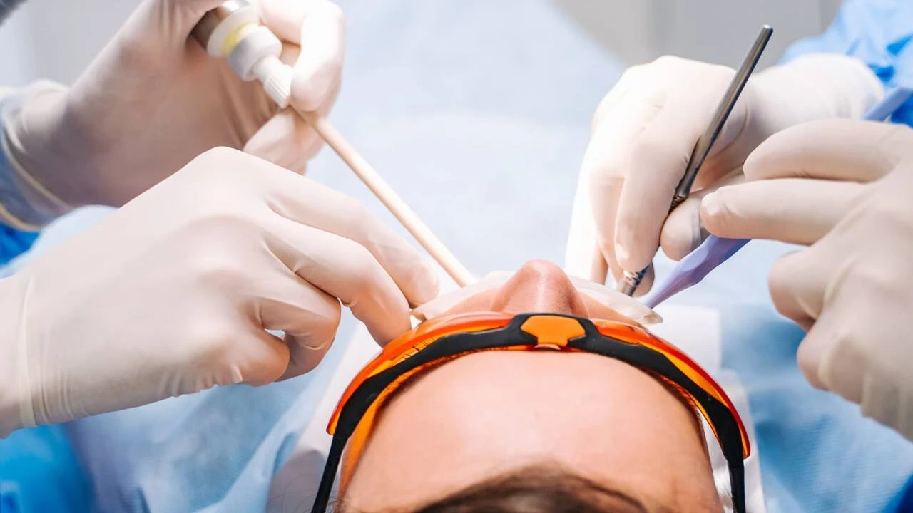 Sahte diş hekimlerine operasyon: Klinik değil cephanelik
