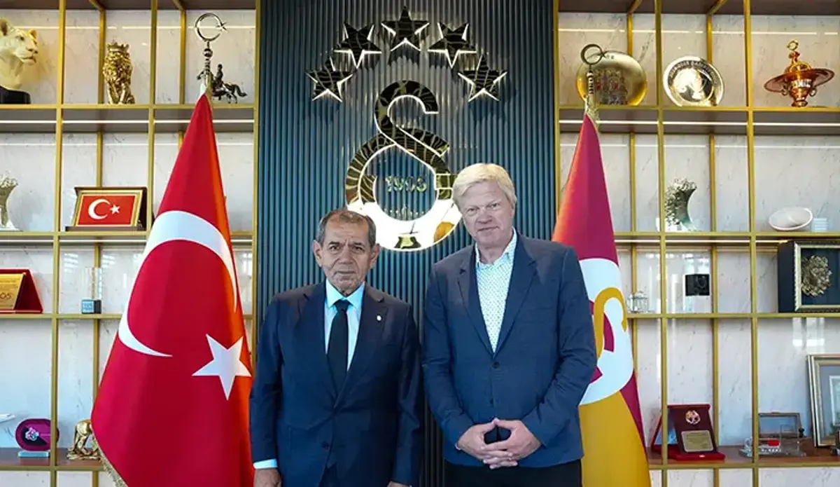 Oliver Kahn'dan Galatasaray Başkanı Dursun Özbek'e ziyaret