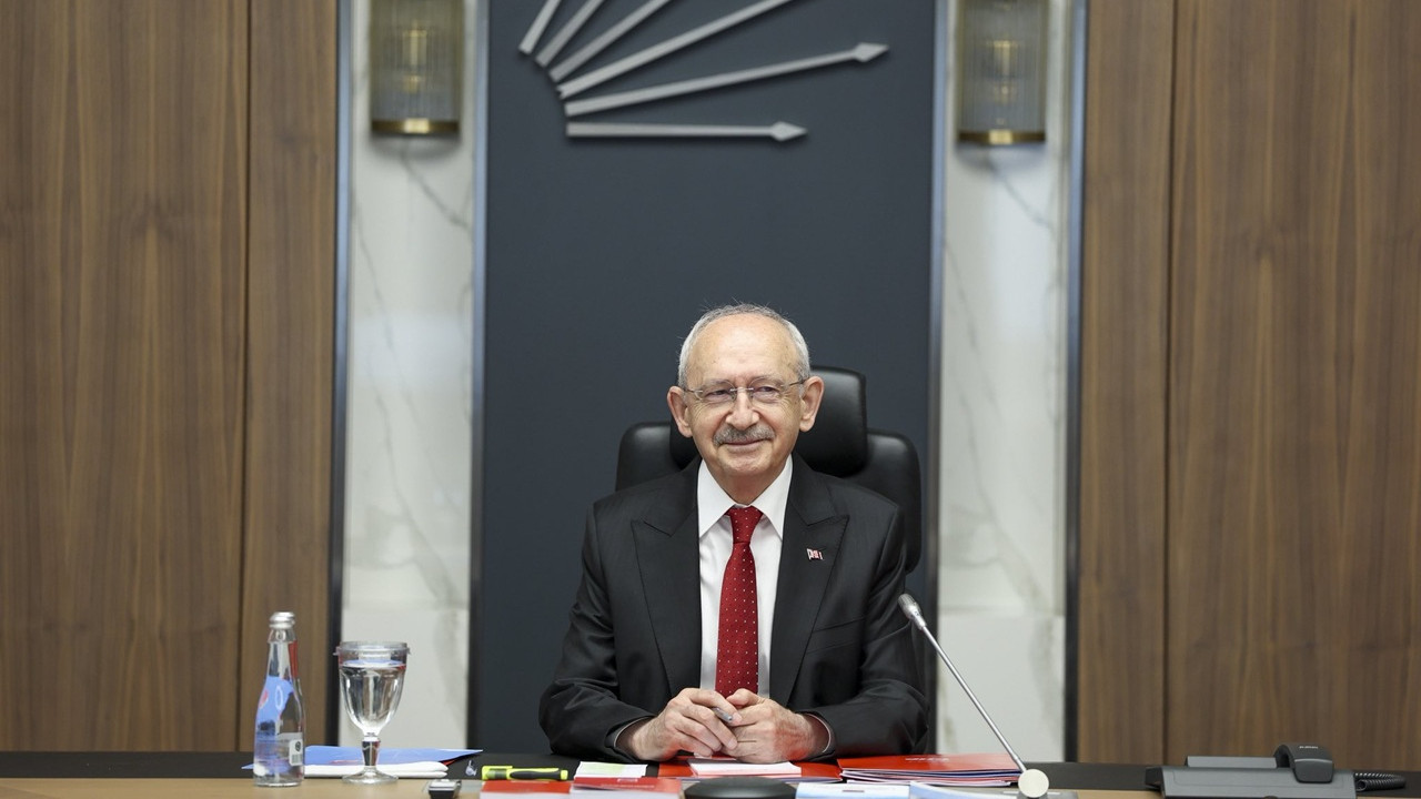 CHP'de yedi il başkanı daha görevden alındı