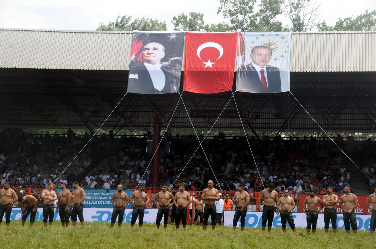 665'inci Kırkpınar Yağlı Güreşleri'nde son 16'ya kalan başpehlivanlar belli oldu