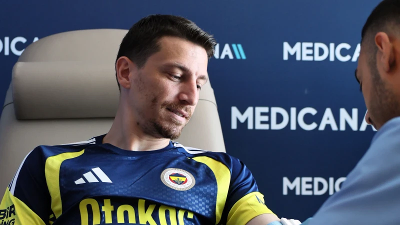 Fenerbahçe'de sağlık kontrolleri devam ediyor