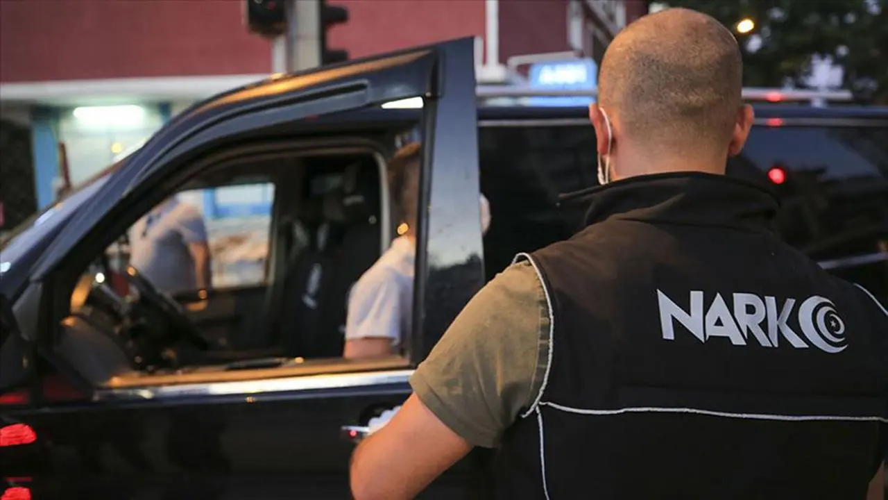 Malatya'da zehir tacirlerine darbe: Zanlılar cezaevine gönderildi
