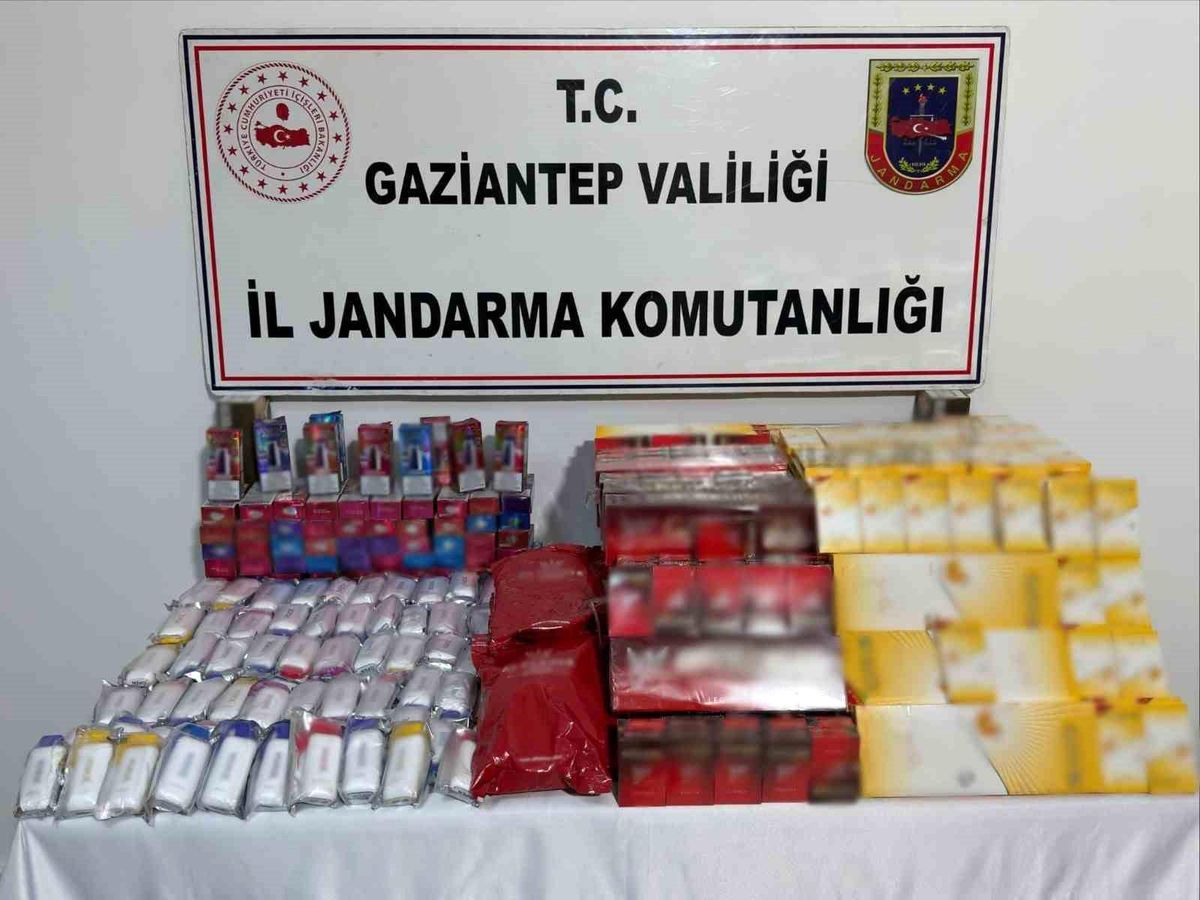Gaziantep'te 1 milyon TL değerinde kaçak malzeme ele geçirildi: 3 gözaltı