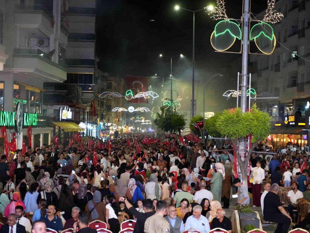 Iğdır'da 15 Temmuz şehitlerini anma programı düzenlendi