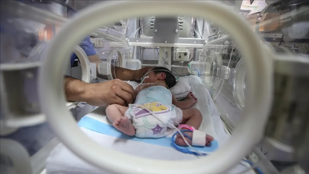 İngiltere'de "doğum skandalı": 500'den fazla anne ve bebek hayatını kaybetti