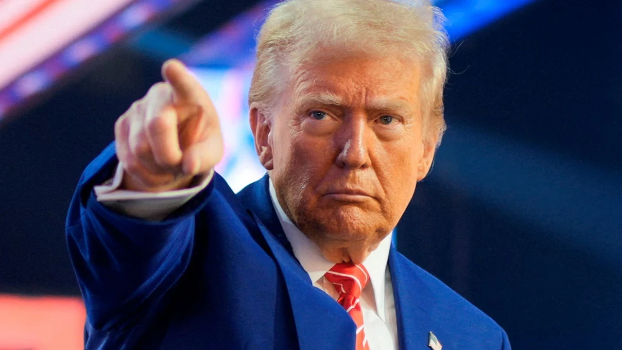 Trump'tan sert çıkış: Ya kıskançlar ya da aptal
