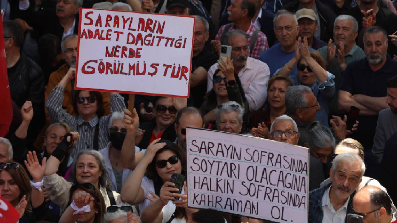Demokratik iradeye sahip çıkacağız
