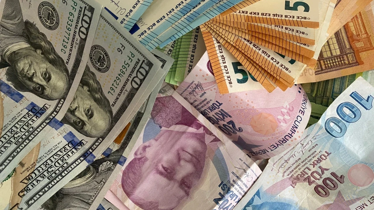 Yüksek faiz yabancıyı uçurdu: Kazançları 21 yılın zirvesinde
