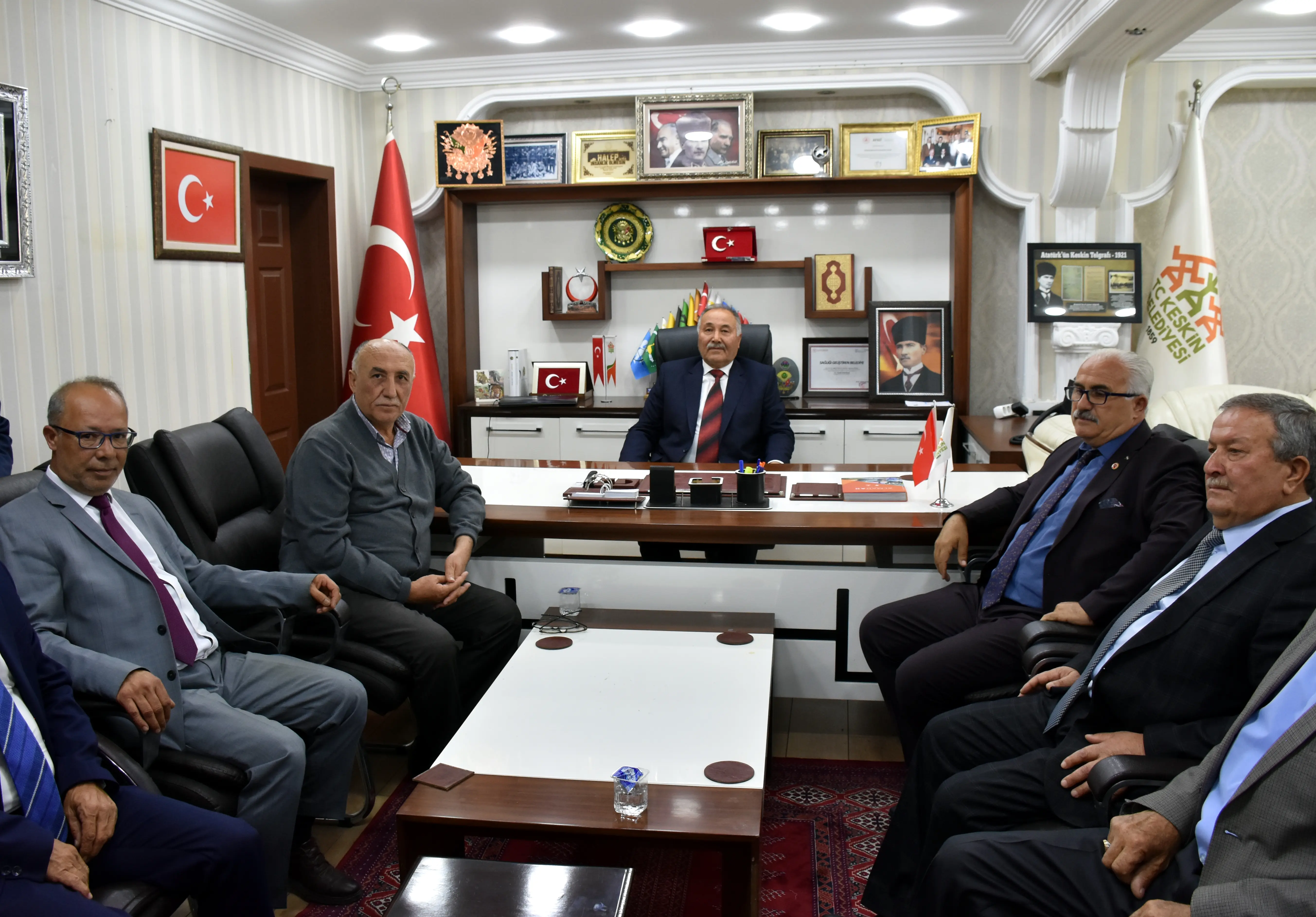 CHP'li belediyeye rüşvet operasyonu! Başkan Vekilliğine AK Partili Demirel seçildi