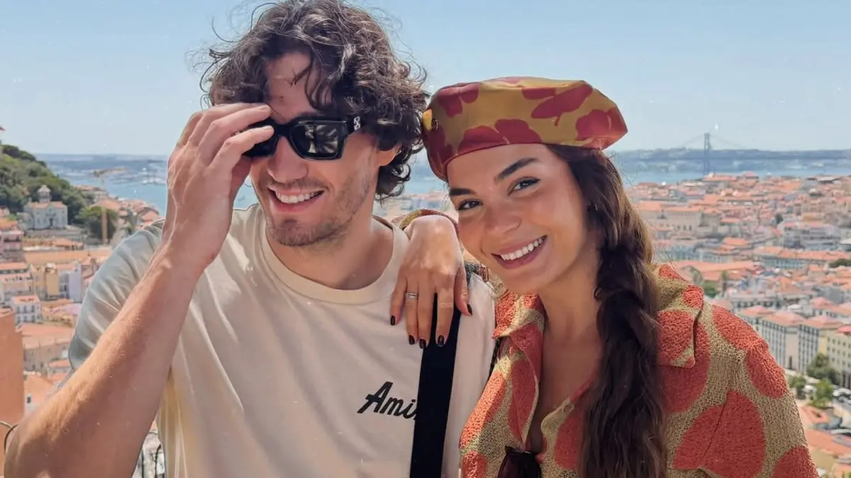 Ebru Şahin ve Cedi Osman'dan Lizbon pozu! Tatil paylaşımları çok konuşuldu