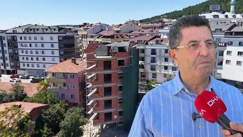 Çekmeköy'de bir binanın eğri durduğu iddiasına ilişkin konuşan Belediye Başkanı Çerkez: Herhangi bir olumsuzluk görülmüyor