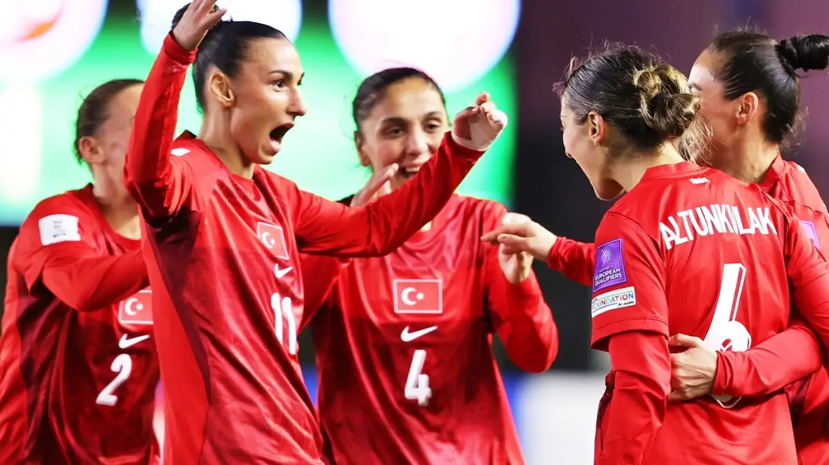 A Milli Kadın Futbol Takımı'nın rakipleri yarın belli olacak