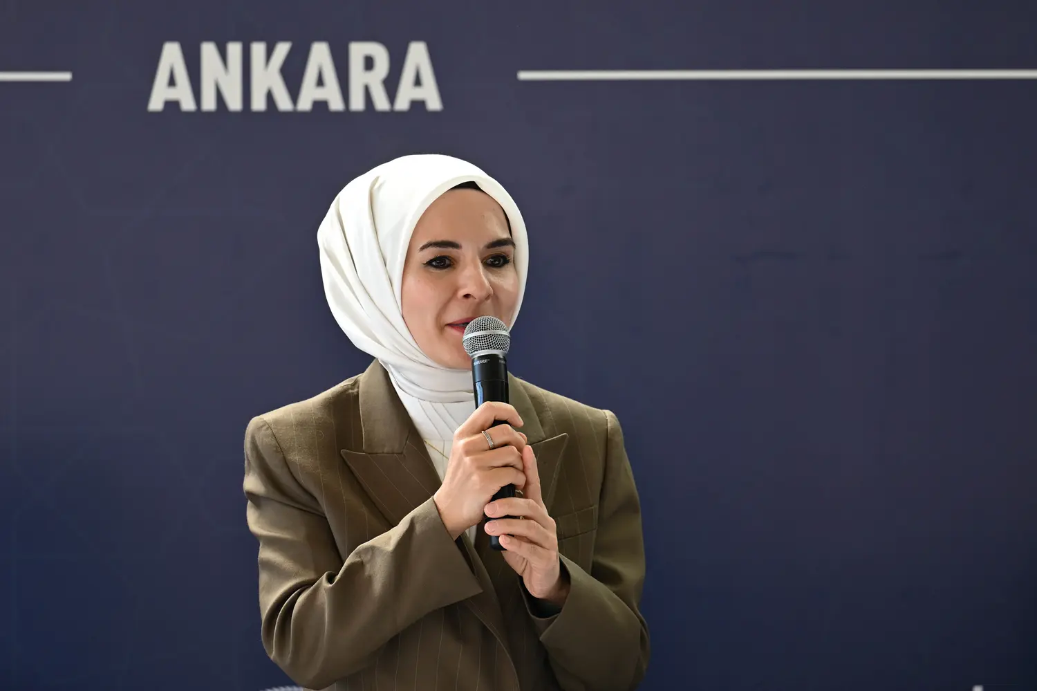 İzleme birimi sonuç verdi! Bakan Göktaş: 30 binden fazla kırılgan hane tespit ettik