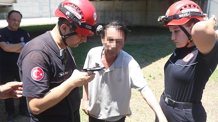 Antalya'da bir garip olay! Anne babası için ihbarda bulundu, gerçek bambaşka çıktı