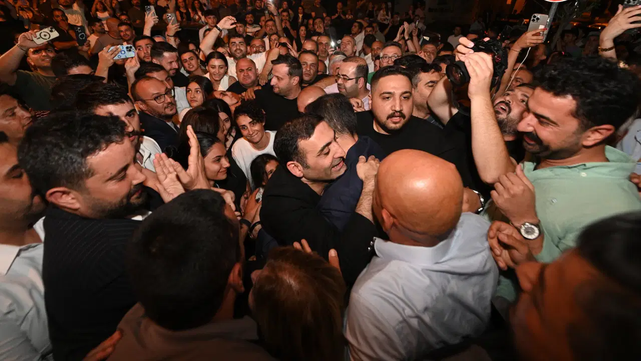 Tahliye edilen İnan Güney ilk olarak babasının evine gitti