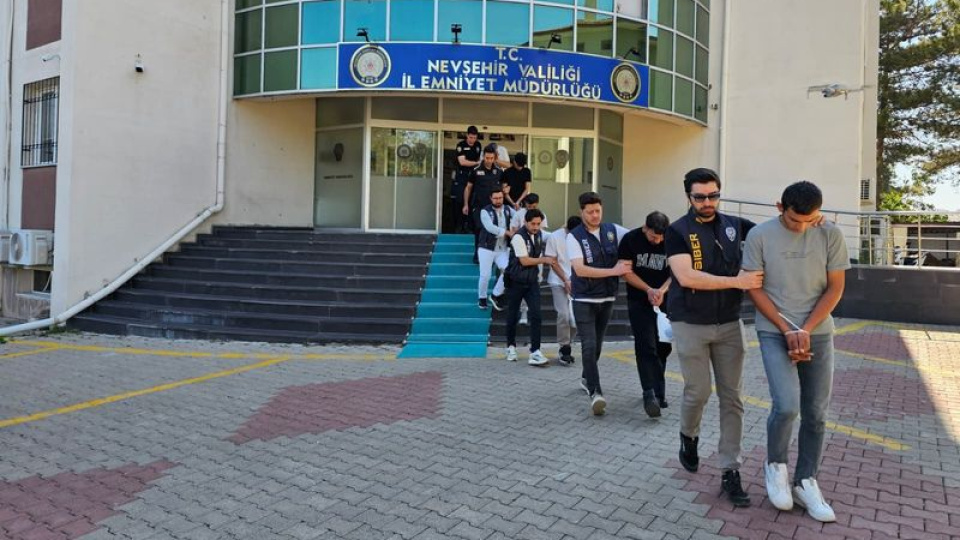 Nevşehir merkezli dolandırıcılık operasyonu: 17 tutuklama
