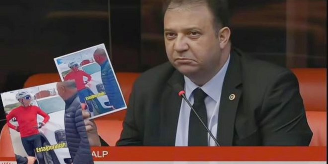 CHP'li Vekil: Taytla gezen vali mi olur, alın görevden