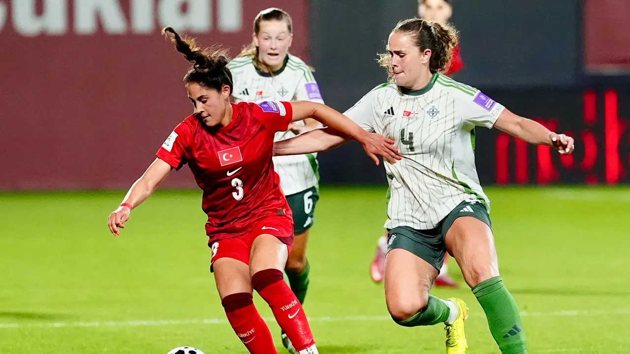 A Milli Kadın Futbol Takımı, İrlanda'yı 2 golle mağlup etti