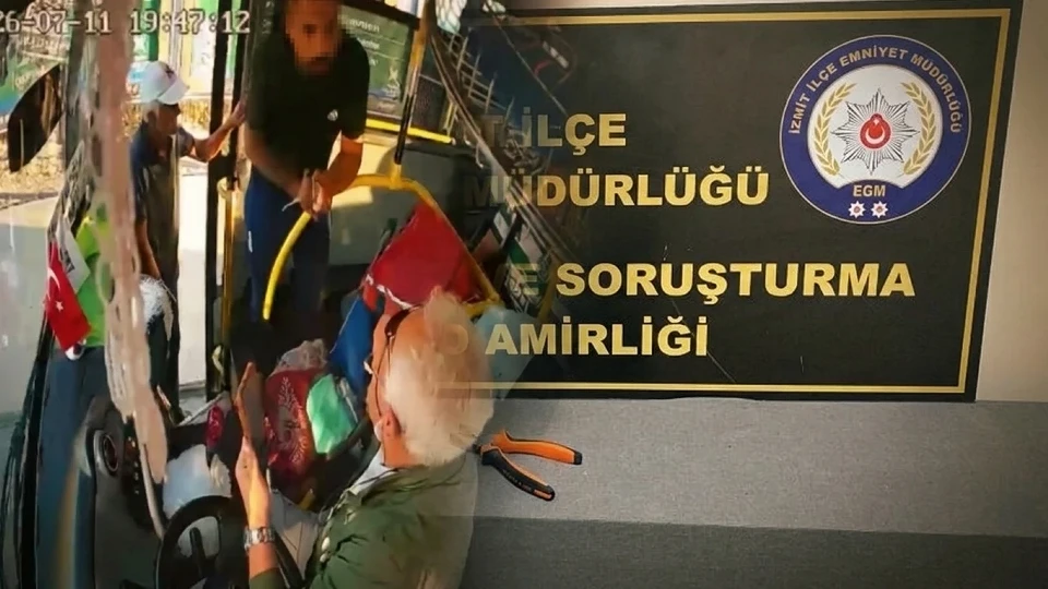 Penseyi silah gibi gösterip şoförü tehdit etti!
