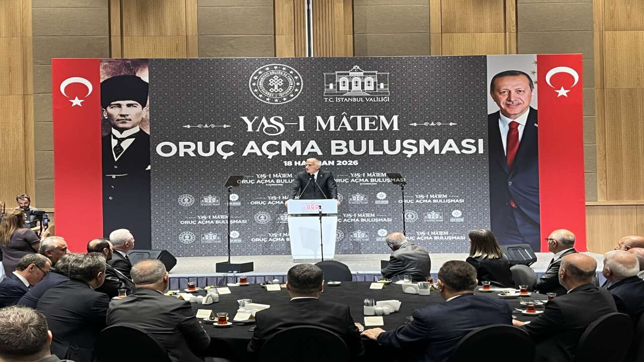 Bakan Mehmet Nuri Ersoy'dan Kerbela mesajı: Zulüm nerede olursa olsun, karşısında durmak gerekir