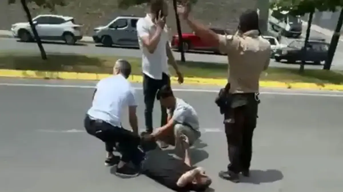 Gebze Adliyesi önünde silahlı saldırı paniği