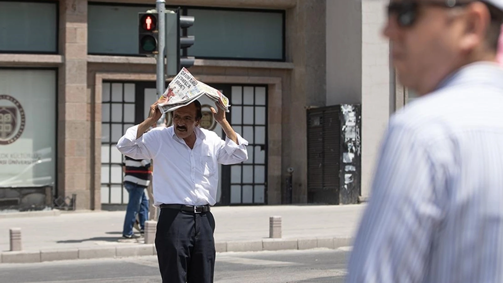 Son dakika Meteoroloji uyardı! Bu 27 şehirde 2 Temmuz Perşembe günü hava sıcaklıkları çok yüksek!