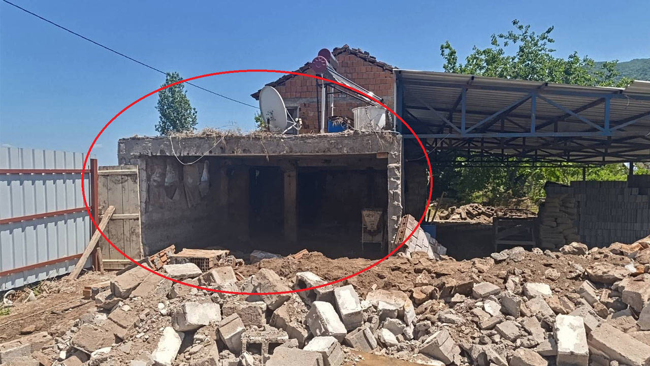 Bursa'da bir işçi, 3 metre yüksekten düşerek öldü