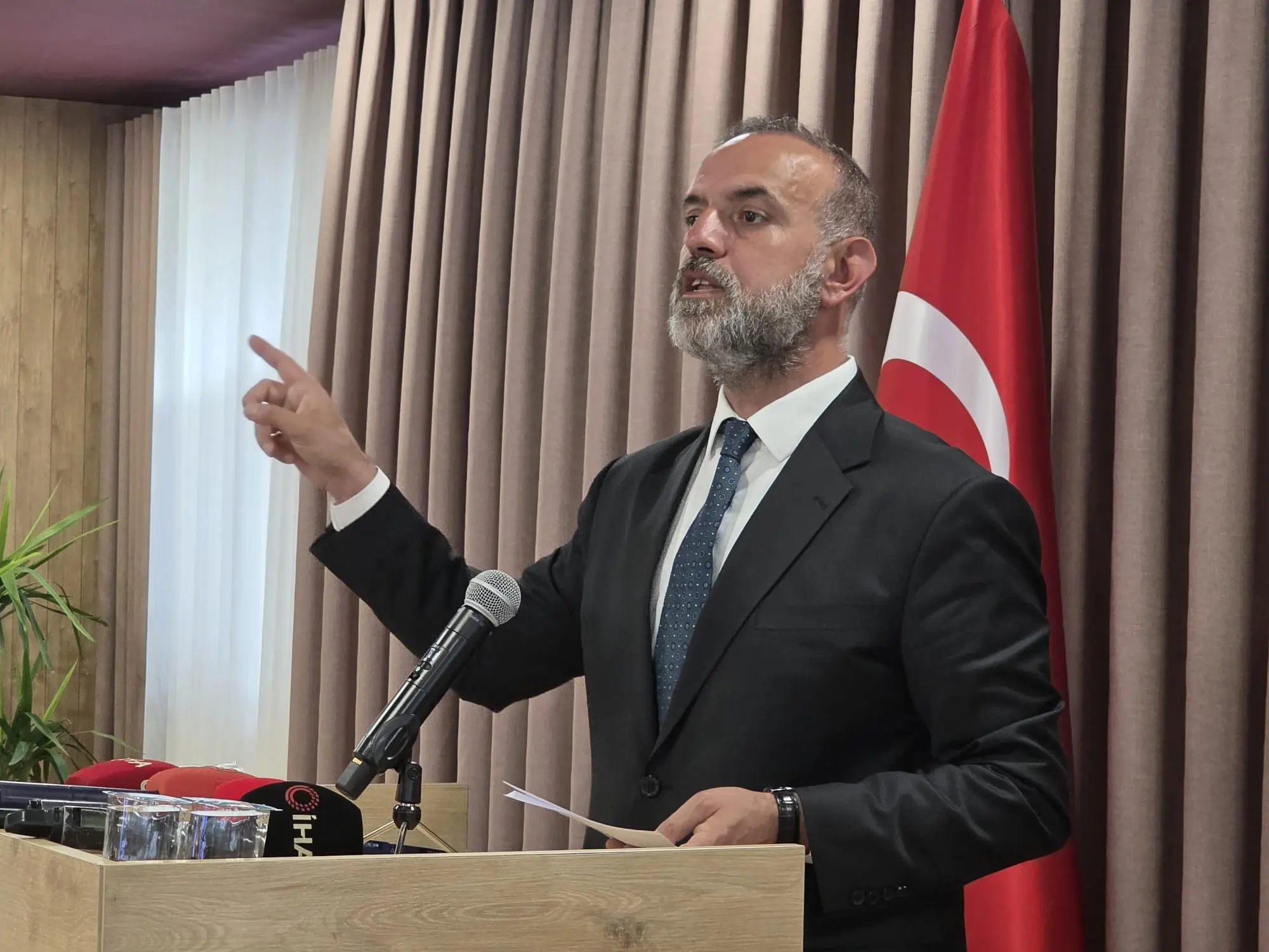 Yine CHP'li belediye, yine skandal! Alper Yeğin'den bağış maskesiyle milyonlarca liralık vurgun