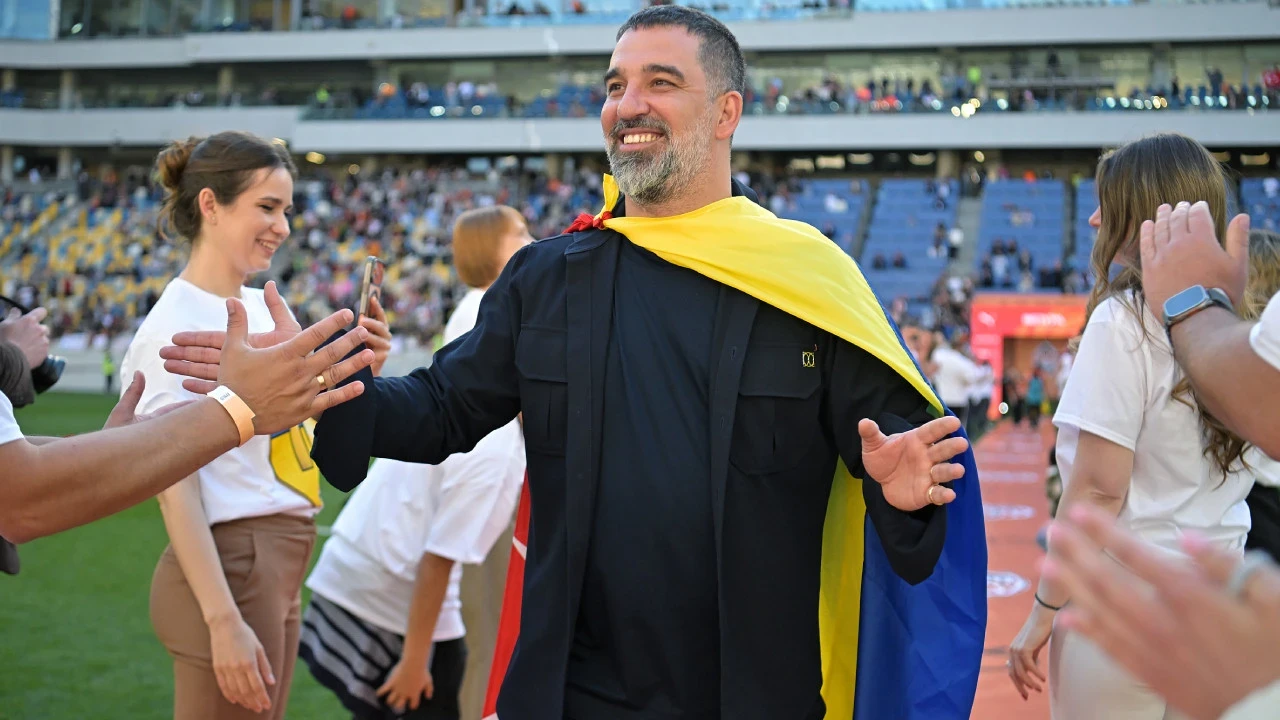 Arda Turan'dan şaşkına çeviren transfer: Fenerbahçe'de sadece 6 maçta oynayabilmişti