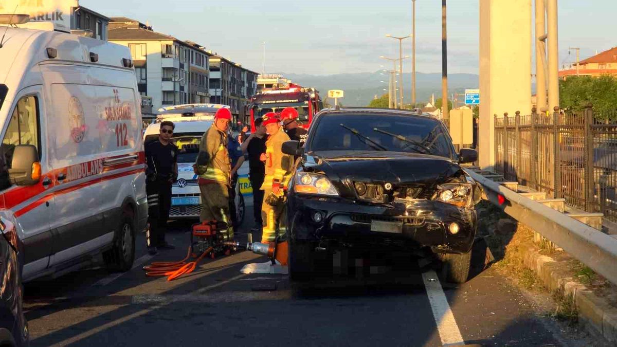 Düzce'de zincirleme kaza: 1 ölü, 1 yaralı