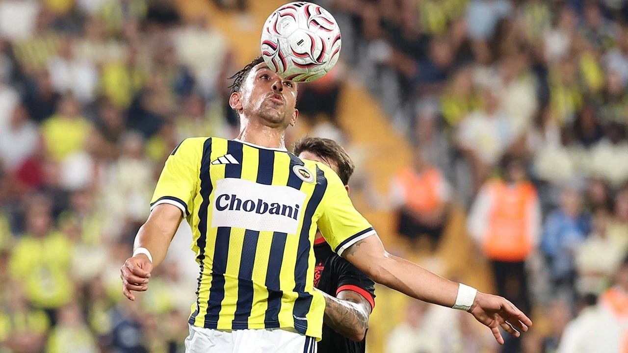Fenerbahçe'nin yeni transferi İrfan Can Kahveci! 18 gollü sezon geri dönüyor