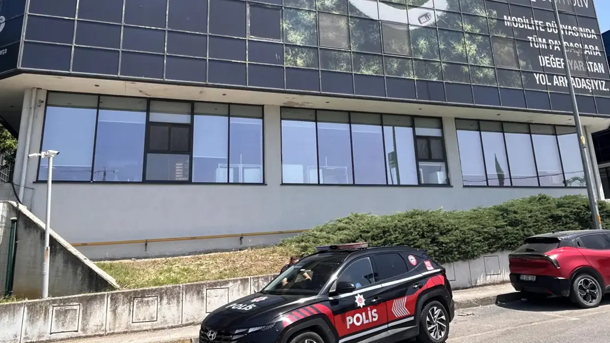 Otokoç binasına silahlı saldırı