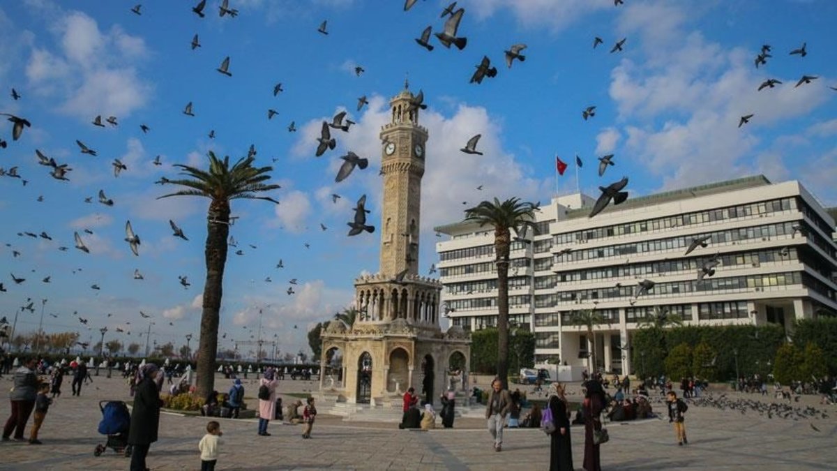 İZMİR'DE KAÇ İZMİRLİ VAR? | İzmir'de en çok nereli yaşıyor?
