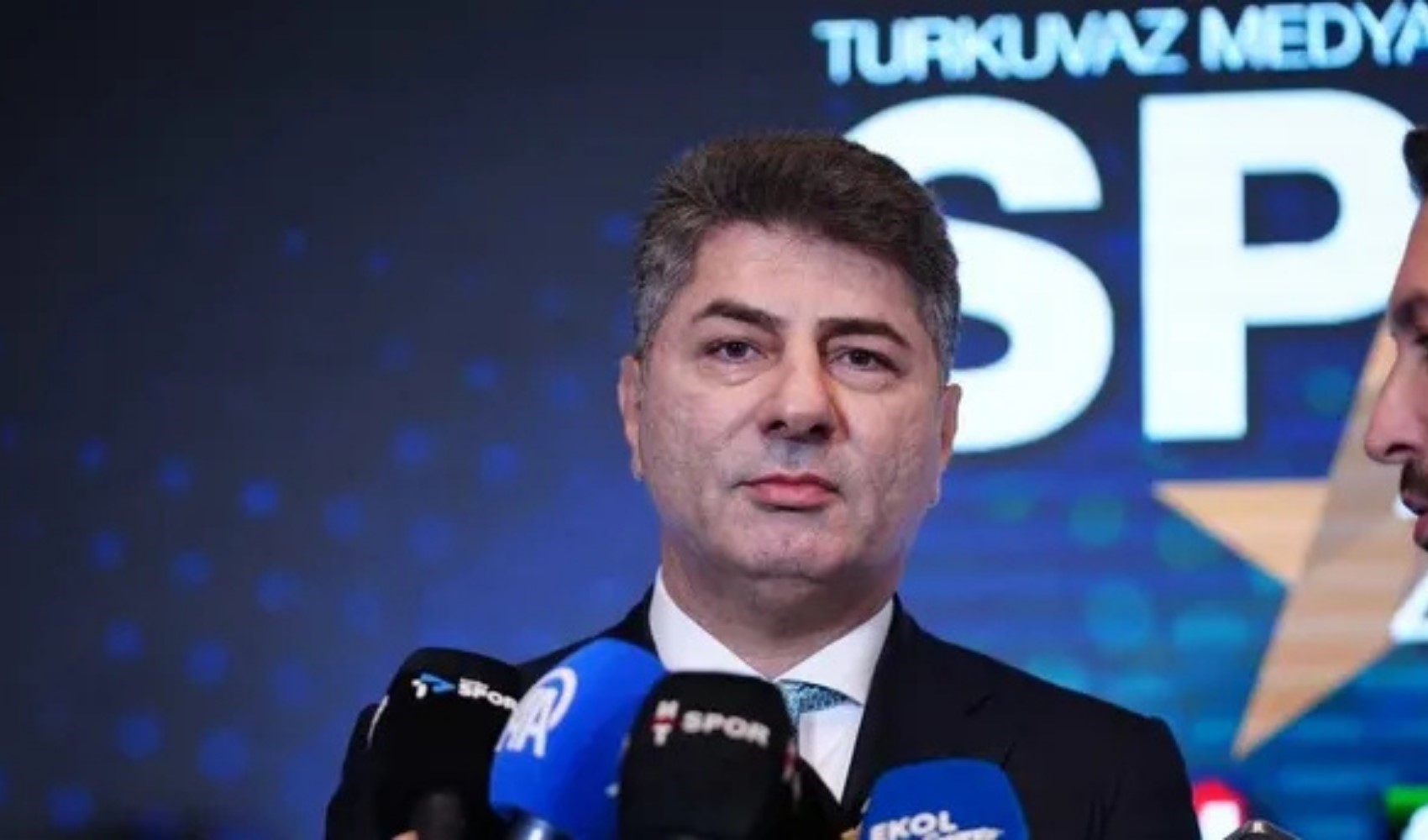 Hakan Safi: Her şeyim Fenerbahçe'me feda olsun