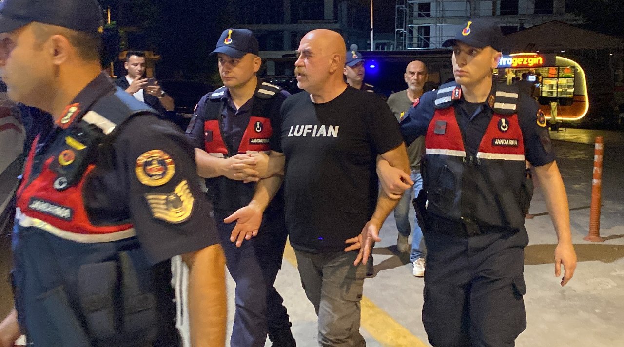 Ünlü yönetmen gözaltına alındı! Ezel Akay ve kardeşine uyuşturucu operasyonu