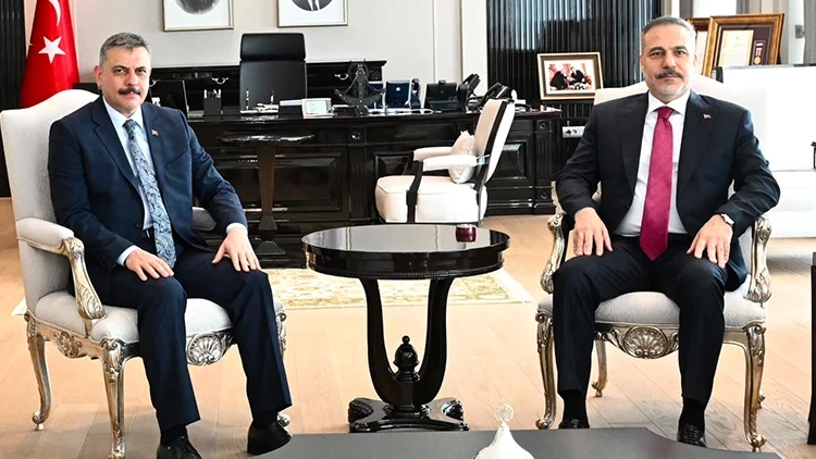 Bakan Çiftçi ile Bakan Fidan bir araya geldi