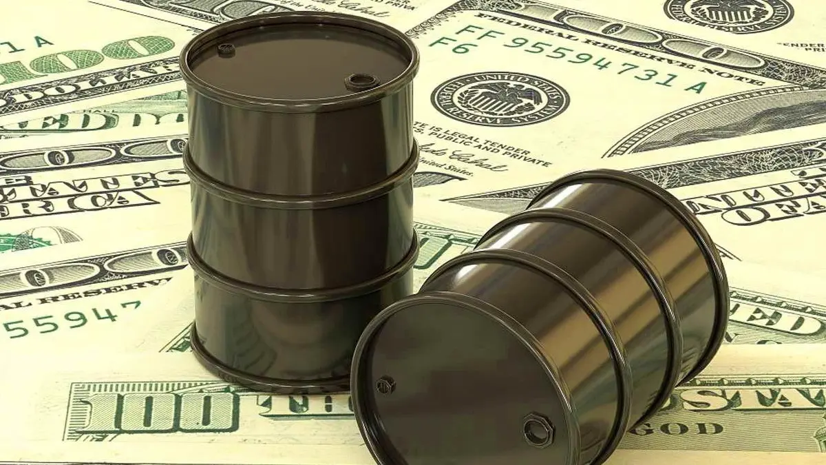 Petrol fiyatları mayıstan bu yana ilk kez 100 doların üzerine çıktı