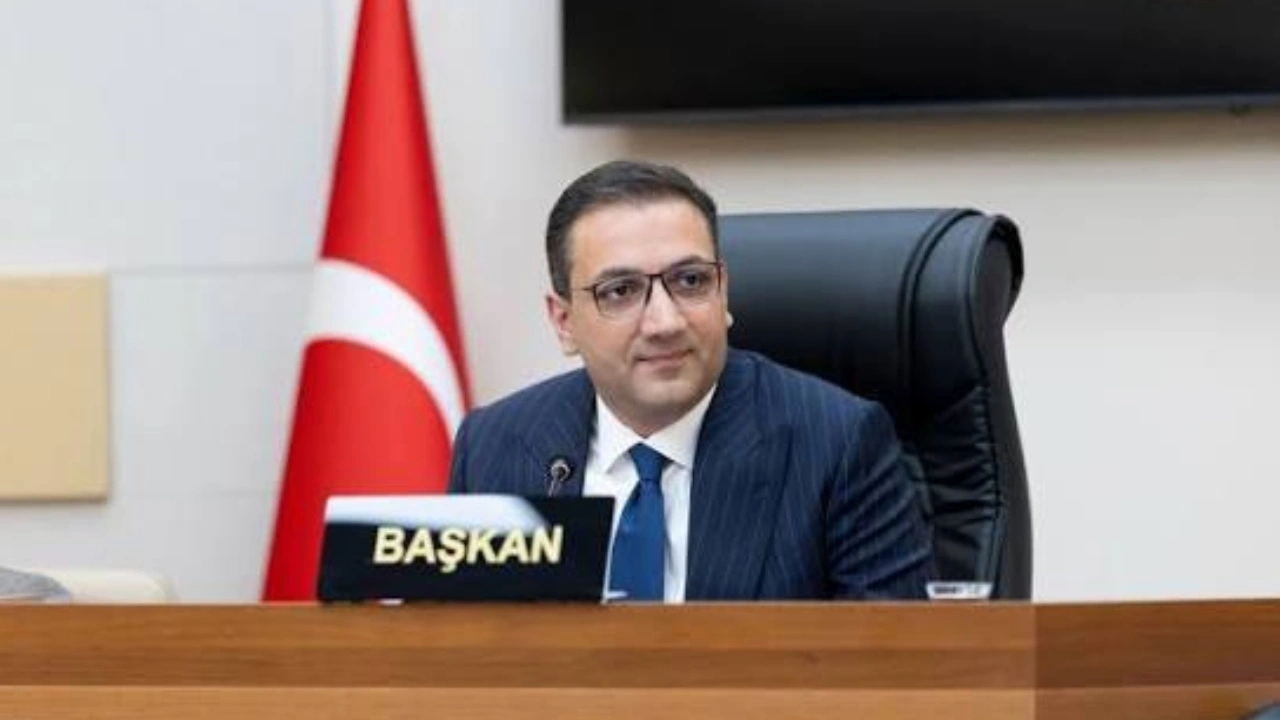 CHP'li Belediye Başkanı Onur Yiğit'in ev hapsi kaldırıldı