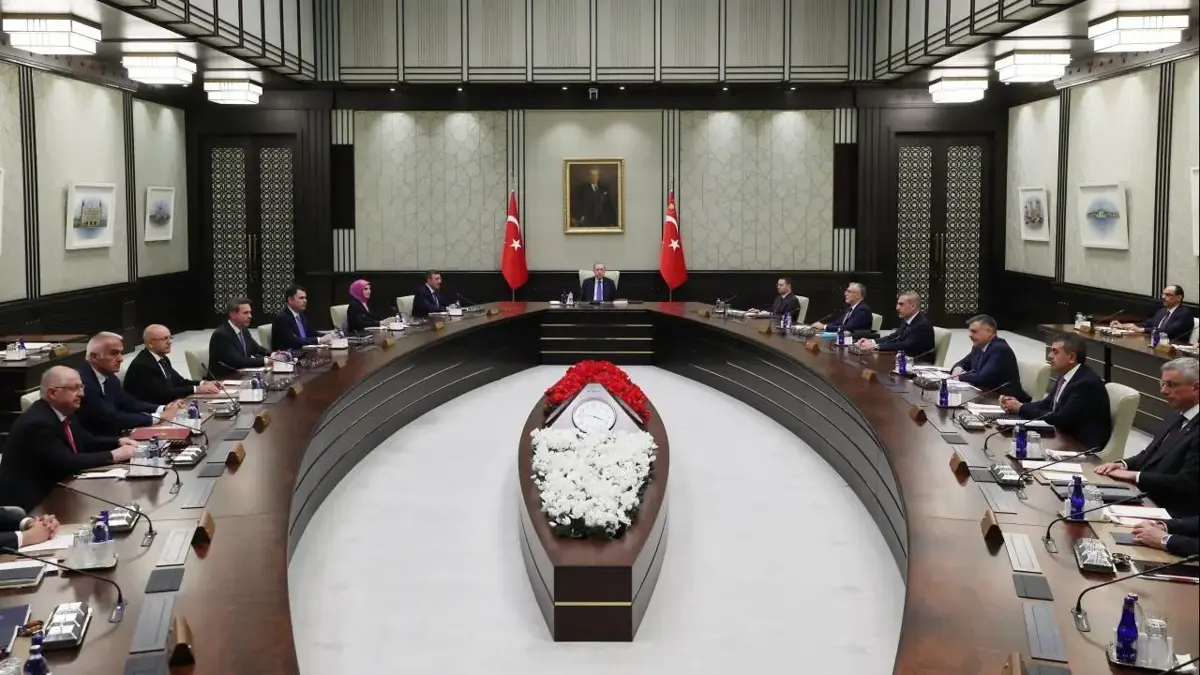 Kabine bugün Beştepe'de toplanıyor: Gündem NATO Zirvesi ve Terörsüz Türkiye