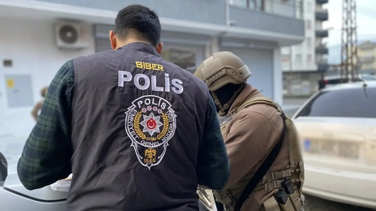 Bahis şebekesine büyük darbe! 36 şüpheliden 32'si tutuklandı