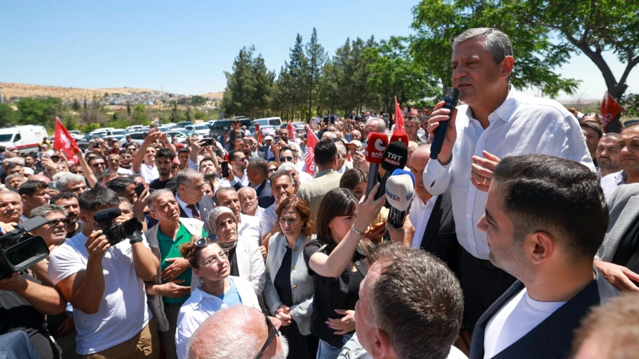 Özgür Özel: Birinci yaptığım partiyi batırtmam, bir yolunu buluruz