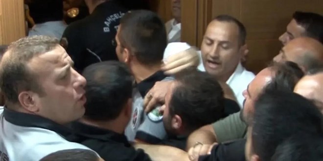 15 Temmuz'a 'tiyatro' diyen meclis üyeleri hakkında soruşturma