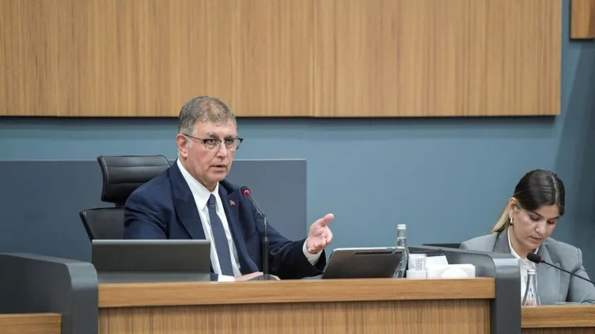 SON DAKİKA | İzmir'de borç kıskacındaki CHP'li belediyelerden skandal satış! Bu sefer vatandaşın alanına göz diktiler!
